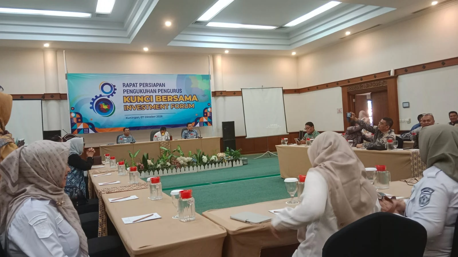 DPMPTSP Kota Cirebon Hadiri Rapat Persiapan Pengukuhan Pengurus KUNCI BERSAMA Investment Forum